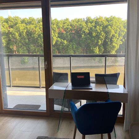 Apartament Studio Z Widokiem Na Odre Bulwary Ksiazece Breslavia Exterior foto